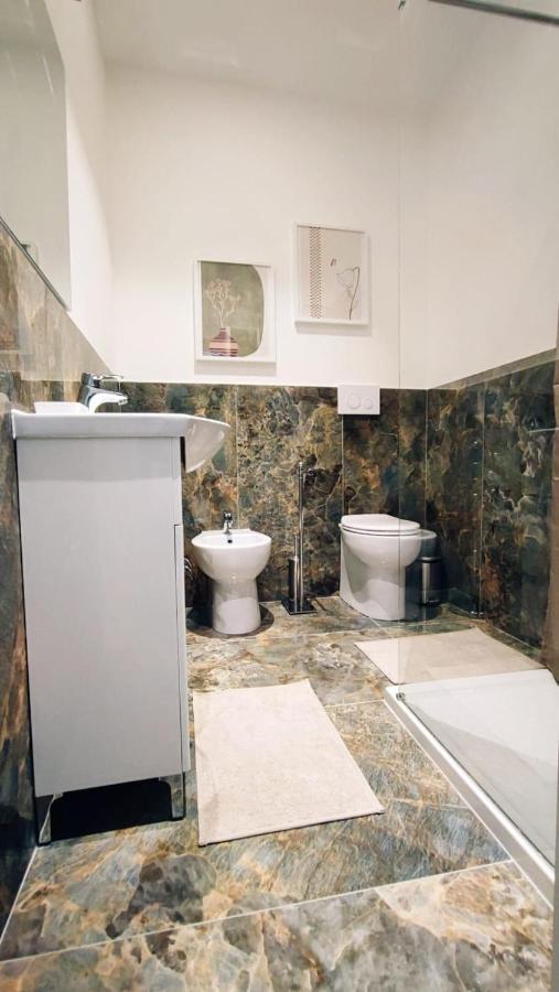 Duhome Apartment In The Heart Of Catania Bagian luar foto