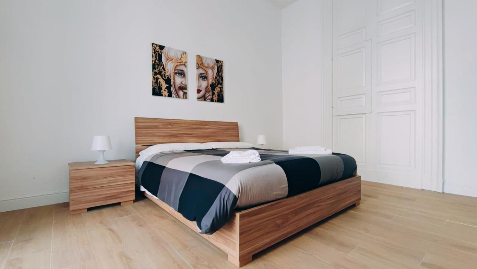 Duhome Apartment In The Heart Of Catania Bagian luar foto